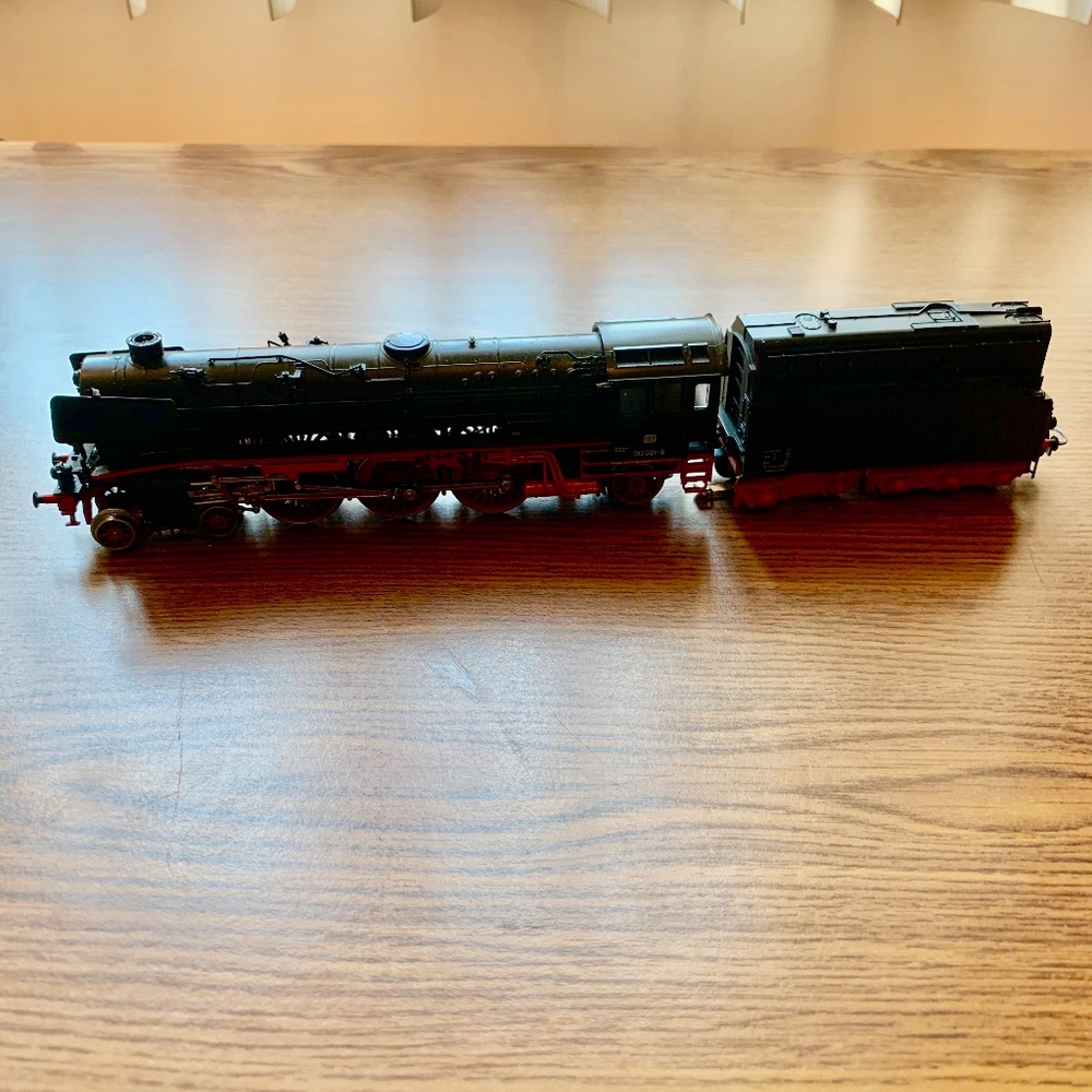 Marklin 3310 Steam Engine - Picture 2 of 4